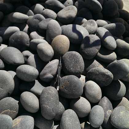 Black Beach 3-5" Cobbles